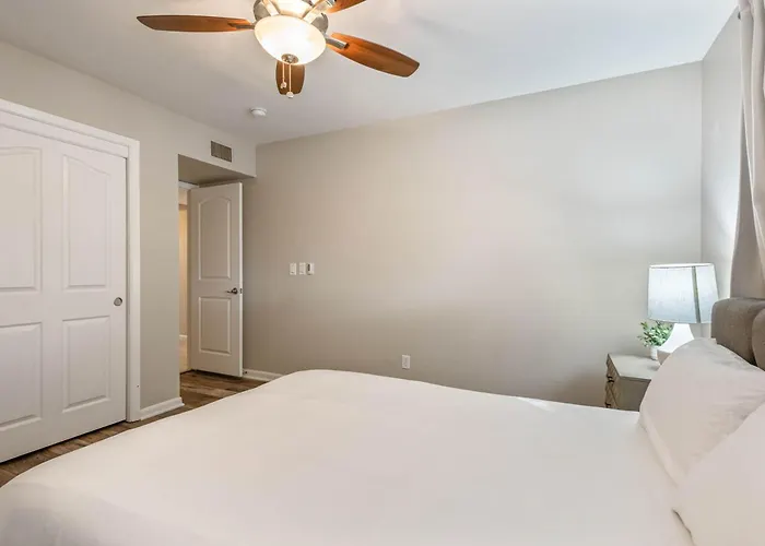 Clubhouse - For 10 * Scottsdale