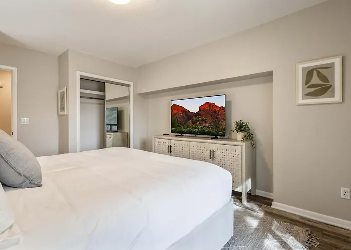 Clubhouse - For 10 Scottsdale